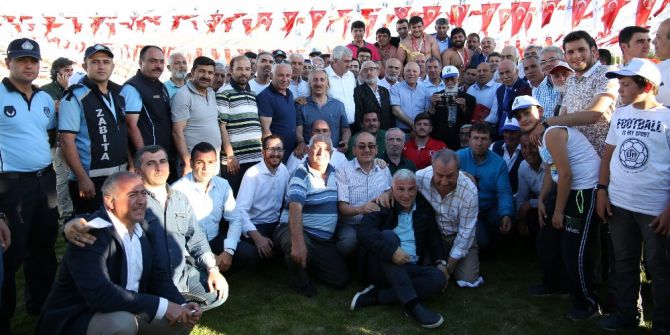 Başpehlivan Yaşarlı Altın Kemerin Sahibi Oldu