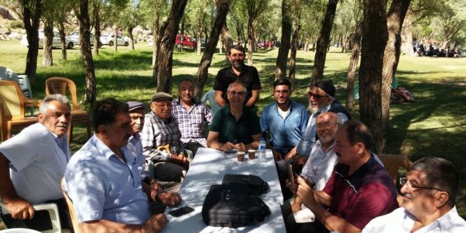 Veyisoğulları Derneği’nin 3. Geleneksel Yemeğine Büyük İlgi