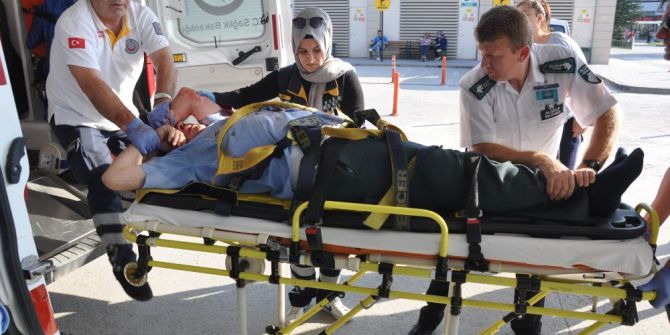 Yaşlı Adamın Ağır Yaralandığı Kaza Güvenlik Kamerasında