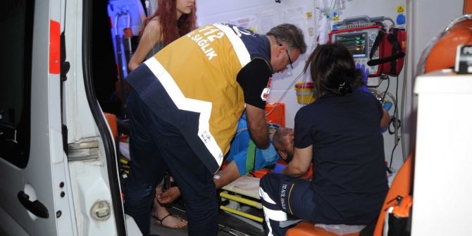 Trafik Kazasında Ölen Öğrencilerin Cenazesi Diyarbakır’a Götürüldü