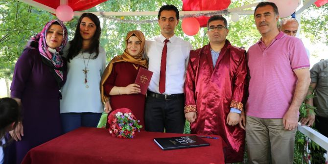 Varto Kayyumu İlk Defa Nikâh Kıydı