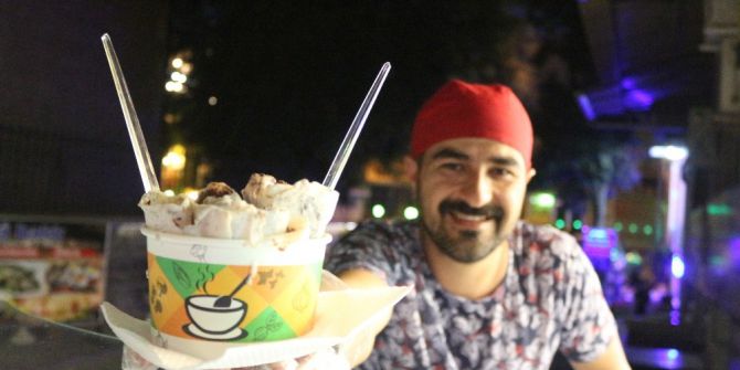 Tayland Usulü Rulo Dondurma İlgi Görüyor