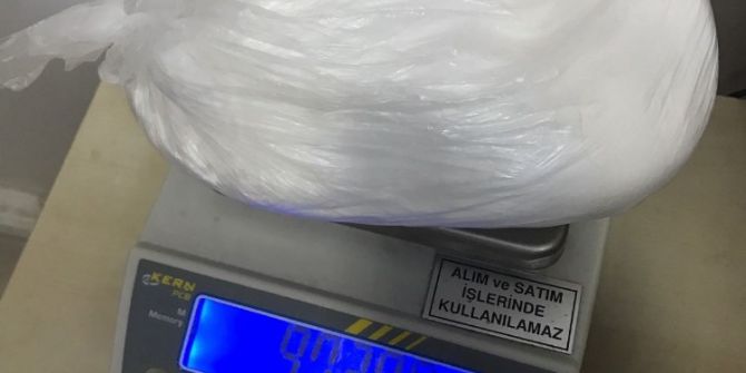 İzmir’de Uyuşturucu Satıcılarına Darbe: 5 Tutuklama