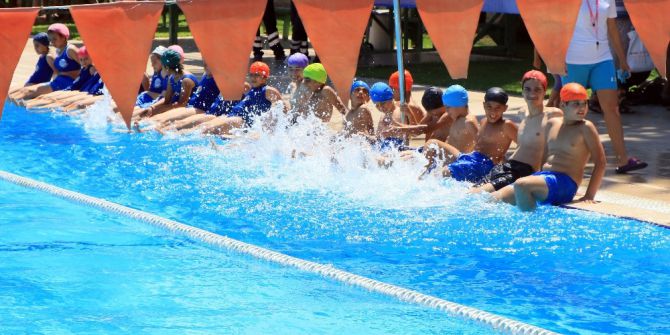 Adana’da Boğulmalara Karşı ‘Yaşama Kulaç At’ Etkinliği