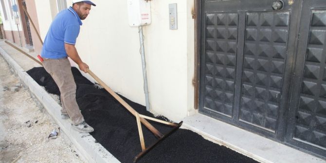 Gündoğdu’da Tretuvarlar Yenileniyor