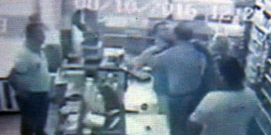 Chp’li Belediye Başkanı Market Çalışanını Neredeyse Boğuyordu