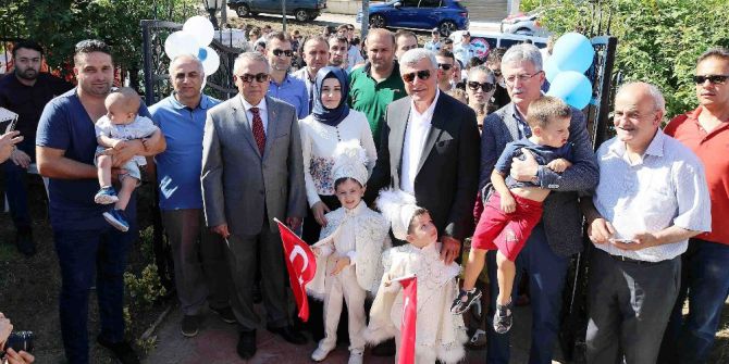 Başkan Karaosmanoğlu, Şehit Çocuklarını Yalnız Bırakmadı