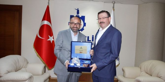 Hüseyin Üzülmez’den İlhan Bayram’a Ziyaret