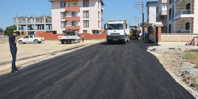 Ahmet Bedevi Mahallesinde Asfalt Çalışması