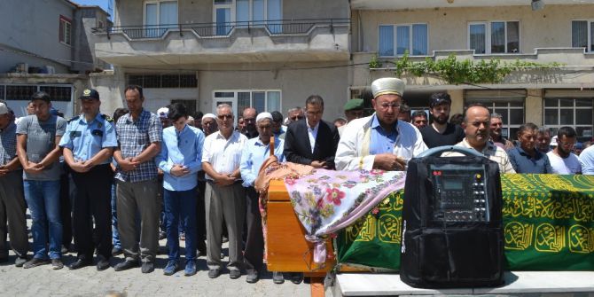 Şehit Eşinin Acısına Dayanamadı