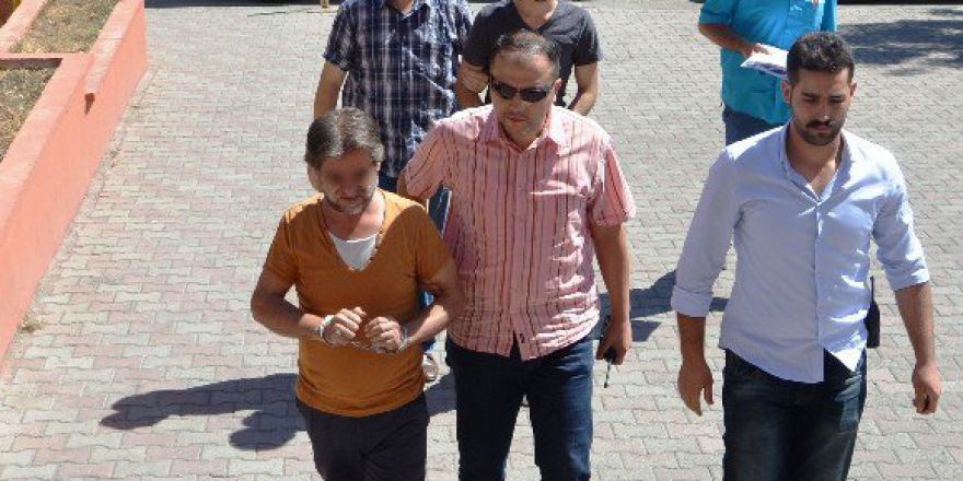 Eşinin Eski Sevgilisini Döven Adam Tutuklandı