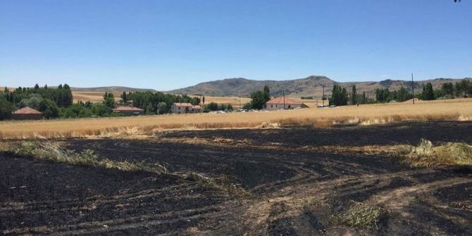 Sorgun’da Ekili Tarım Arazisinde Yangın Çıktı