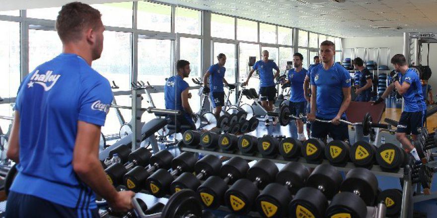 Fenerbahçe, Grasshoppers Maçı Hazırlıklarını Sürdürüyor