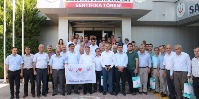 Okullara ‘Beyaz Bayrak’ Ve ‘Beslenme Dostu’ Sertifikası Verildi