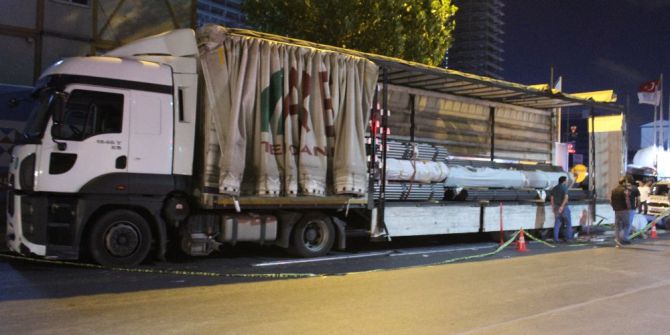 Bağırışların Duyulduğu Tırdan Ağır Yaralı 3 Mülteci Çıktı