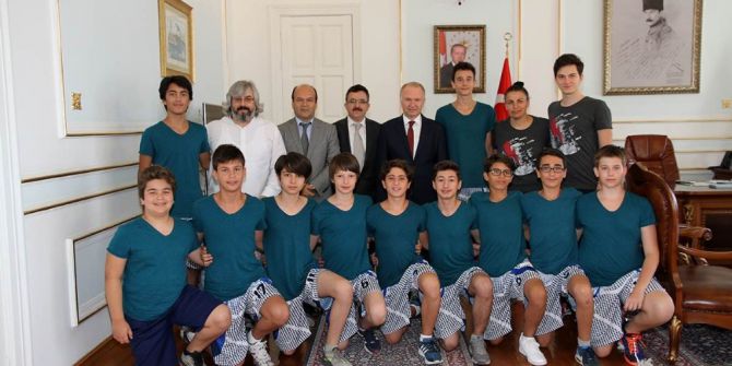 Vali Ceylan Türkiye 5’incisi Tredaş Spor’u Ağırladı