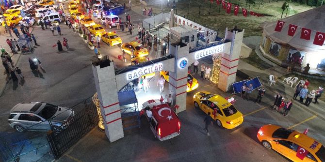 Taksicilerden “15 Temmuz” Konvoyu