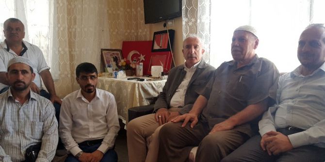 Miroğlu, Şehit Polis Bekdaş’ın Mezarını Ziyaret Etti