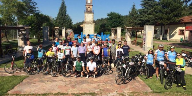 Bisikletli Gruptan Bilecik Ziyareti