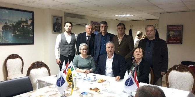 Adanalı Boşnaklar Srebrenitsa Katliamını Kınadı