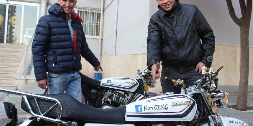 Kan Gruplarını Değil Sosyal Medya Hesaplarını Yazmaya Başladılar