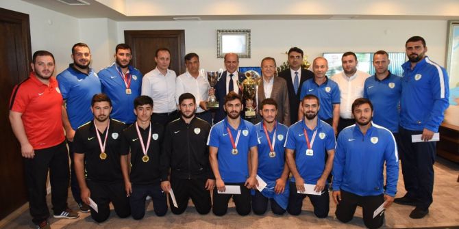 Büyükşehir Belediyespor Güreş Takımı Süper Lig’de