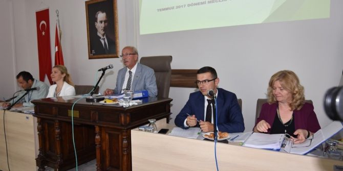 Albayrak, “15 Temmuz’u Halk Engellemiştir”