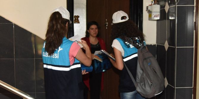 Şahinbey’de Geri Dönüşüm Bilinci Kapı Kapı Dolaşılarak Anlatılıyor