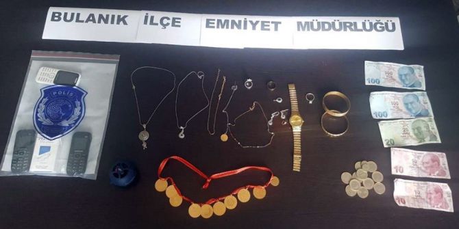 Muş’ta Hırsızlık Yapan 2 Kadın Yakalandı