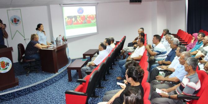 Üreticiler Virüs Hastalıklarına Karşı Bilgilendirdi