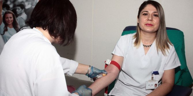 Sağlık Çalışanlarından Anlamlı Bağış