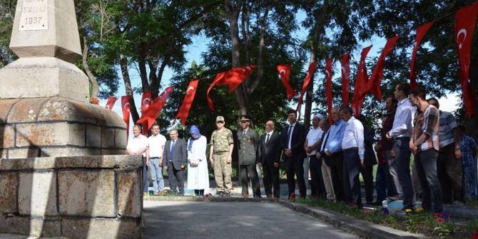 Pasinler Protokolünden Şehitliğe Ziyaret