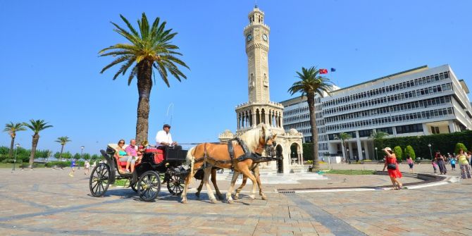 İzmir’de ’Alo Fayton’ Dönemi