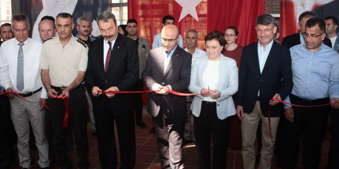 15 Temmuz Demokrasi Ve Milli İrade Sergisi Açıldı