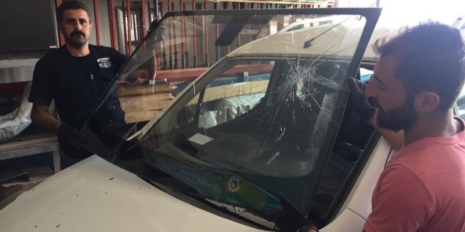 Araba Camının Hasar Görmesi Durumunda Yapılacaklar