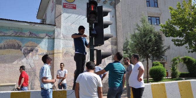 Batman’da Görme Engelli Yayalar İçin Sesli Uyarı Sistemi