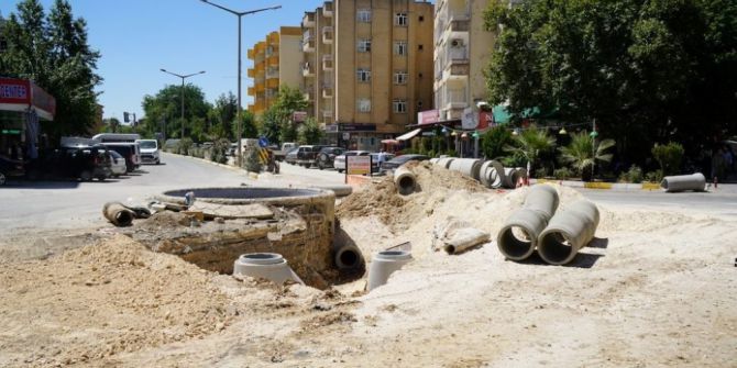 Sakarya Caddesinde Alt Yapı Çalışmaları Başladı