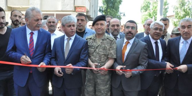 Kars’ta 15 Temmuz Sergisi Açıldı