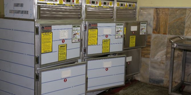 Burhaniye Belediyesi Devlet Hastanesine Morg Ünitesi Hediye Etti