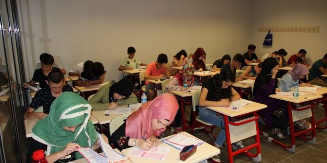 Akademi Lise’ye Rekor Başvuru