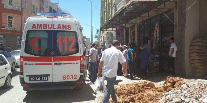 Otomobille Bisiklet Çarpıştı: 1 Yaralı