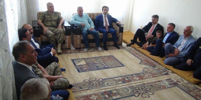 Vali Güzeloğlu’dan 15 Temmuz Şehitlerinin Ailelerine Ziyaret