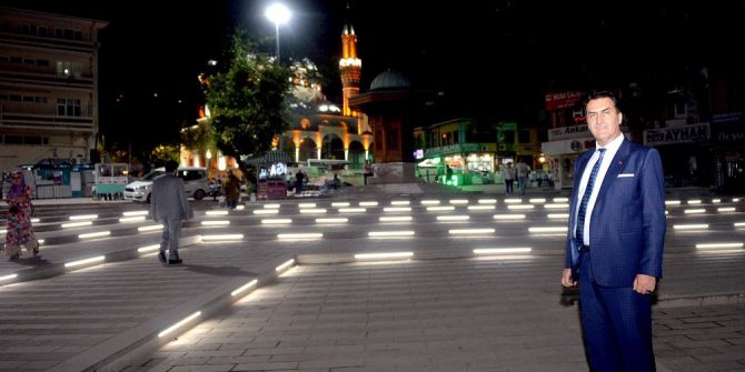 Demokrasi Meydanı 15 Temmuza Hazır