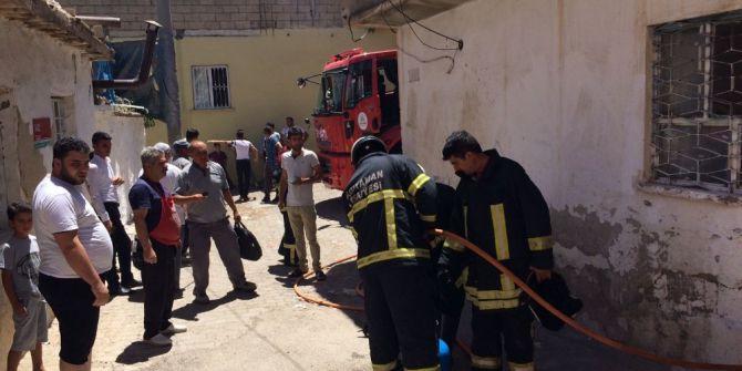 Suriyelilerin Kaldığı İkamette Yangın Paniğe Neden Oldu