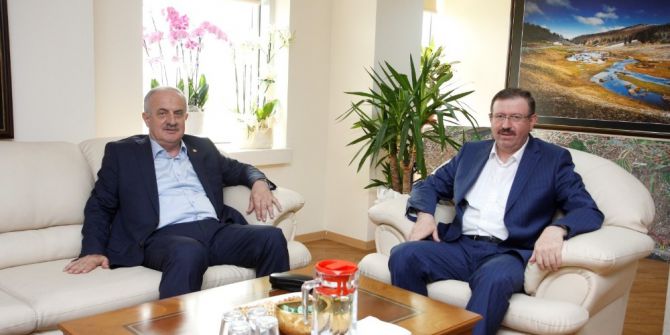 Zeki Aygün, Büyükşehir Genel Sekreterini Ziyaret Etti