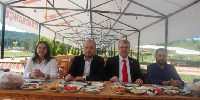 Ak Parti Bilecik Milletvekili Eldemir Ve İl Başkanı Karabıyık Soruları Yanıtladı