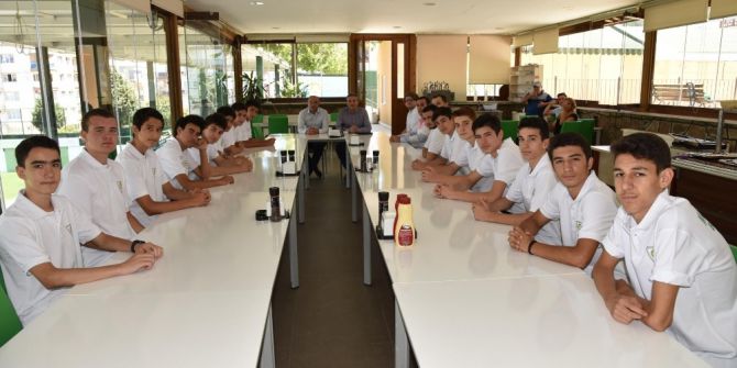 Manisa Bbsk’lı Yöneticiler Potanın Yıldızları İle Buluştu