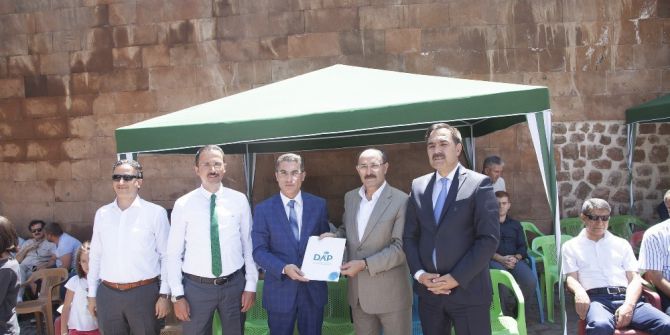 Ahlat’ta Proje Tanıtım Toplantısı