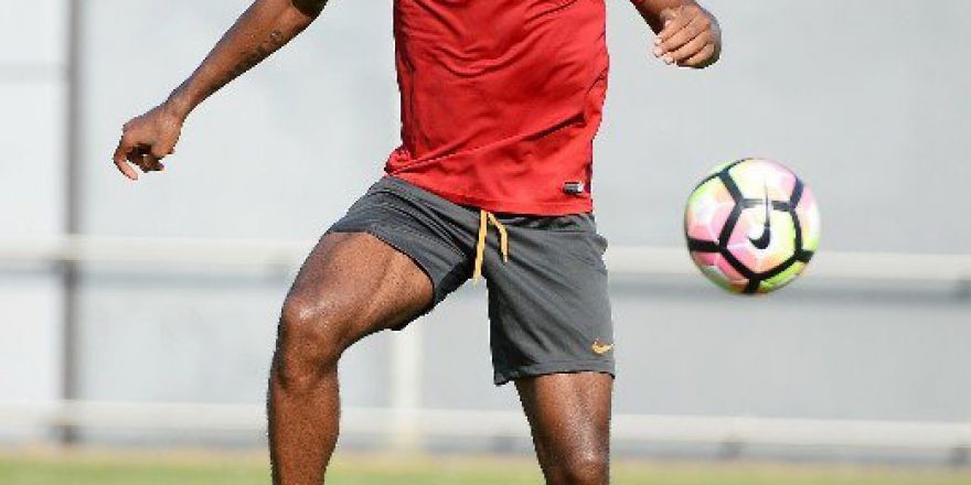 Aurelien Chedjou Galatasaray’da 100. Maçına Çıkıyor