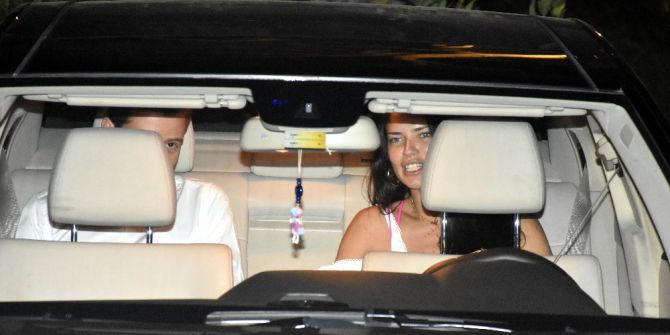 Adriana Lima, Metin Hara’nın Elini Bir An Olsun Bırakmadı